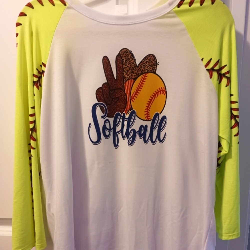 Softball tshirt XL